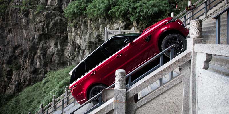 Range Rover Sport PHEV Climbs Heaven's Gate China